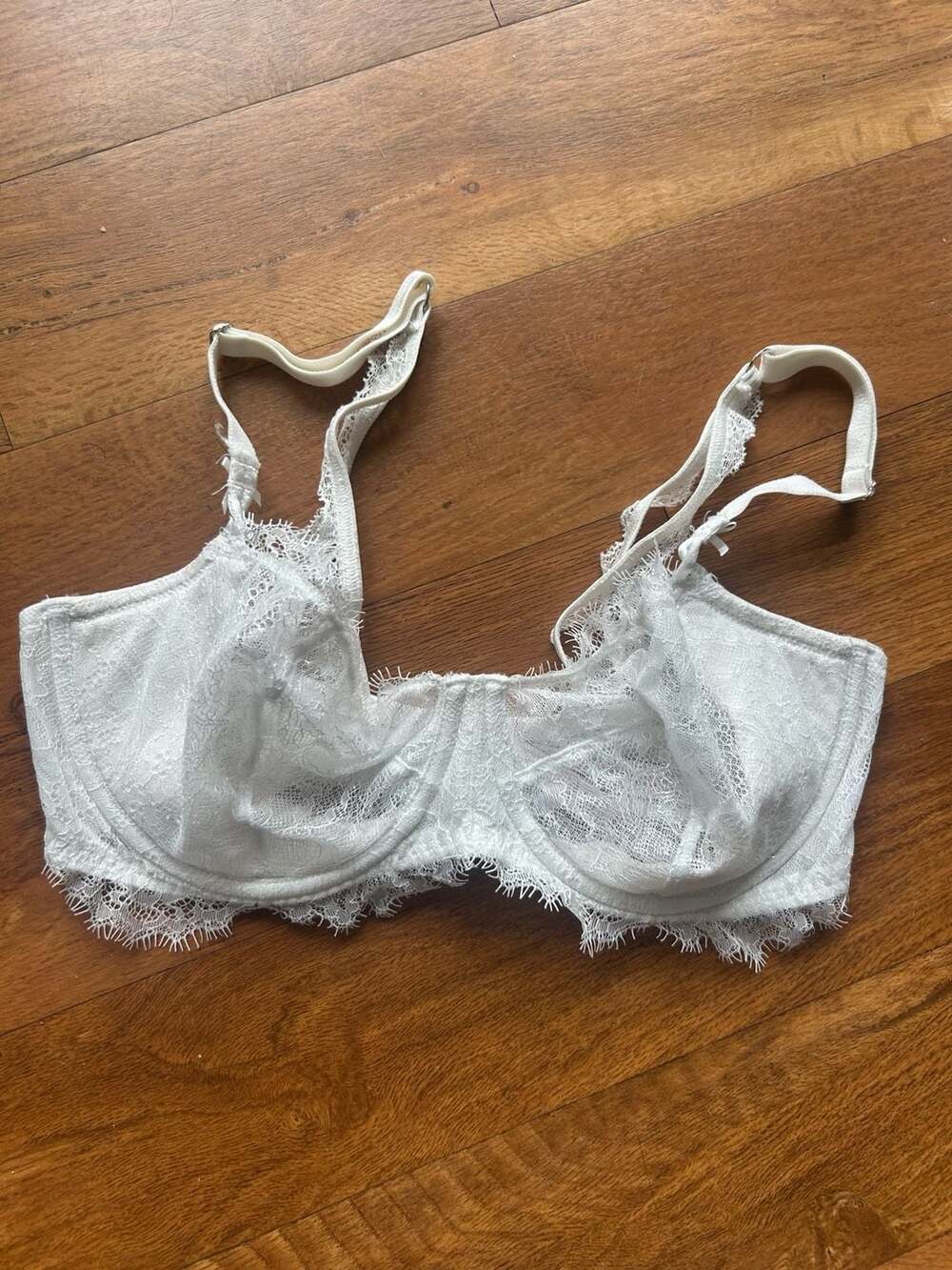 Victoria's Secret Dream Angels Push-Up Unpadded Lace Balconette Bra White